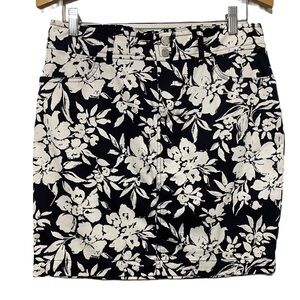 Chaps Mini Skirt Women’s Size 6 Y2K Black & White Floral Preppy Casual Party